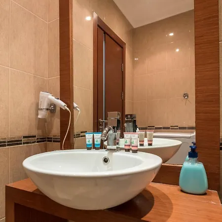 Golden Sands Rentals Apartments 公寓 金沙