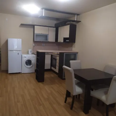 アパート Golden Sands Rentals Apartments