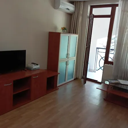 Golden Sands Rentals Apartments アパート *