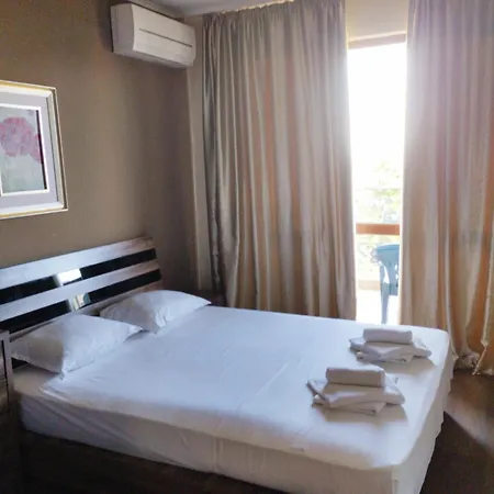 アパート Golden Sands Rentals Apartments *