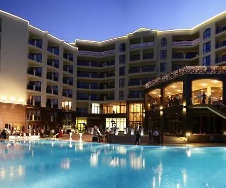 Golden Sands Rentals Apartments アパート *