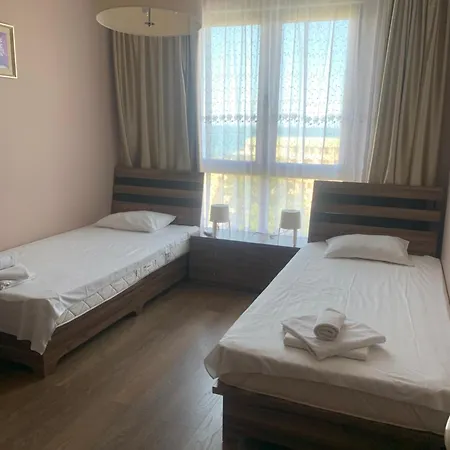Golden Sands Rentals Apartments * ゴールデンサンド