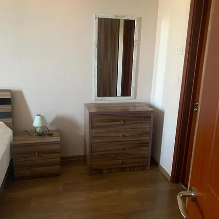 Golden Sands Rentals Apartments アパート *