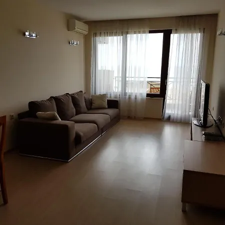 アパート Golden Sands Rentals Apartments