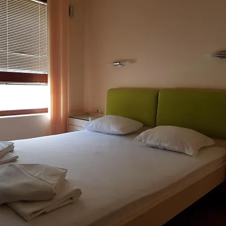 Апартамент Golden Sands Rentals Apartments