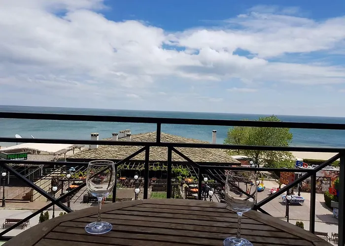 Golden Sands Rentals Apartments Lejlighed