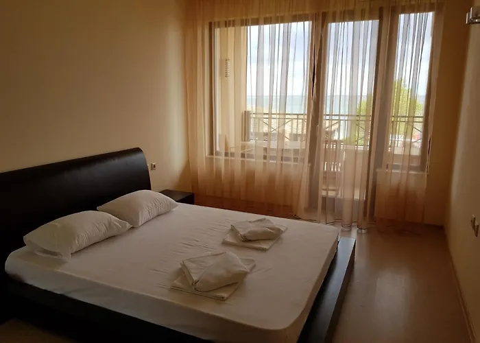 Golden Sands Rentals Apartments