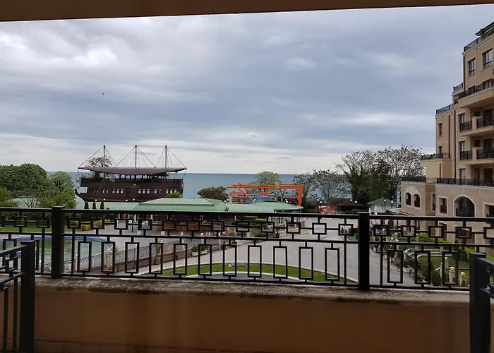 Golden Sands Rentals Apartments * Golden Sands