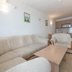 Golden Sands Rentals Apartments Lägenhet