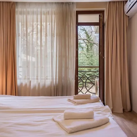 Golden Sands Rentals Apartments Apartament *