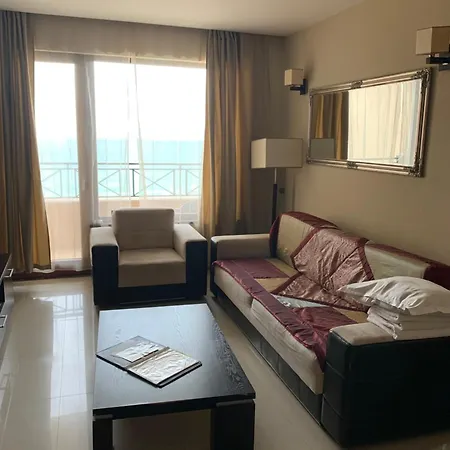 Golden Sands Rentals Apartments Apartament *