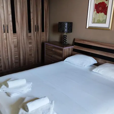 Golden Sands Rentals Apartments * ゴールデンサンド