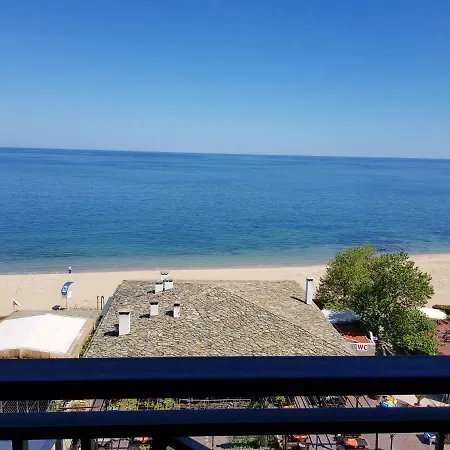 Golden Sands Rentals Apartments *