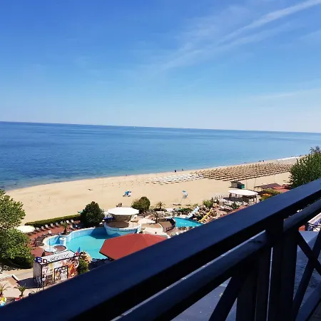 Golden Sands Rentals Apartments *