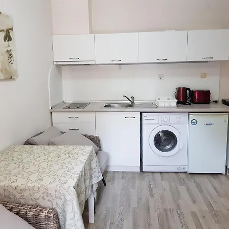 Golden Sands Rentals Apartments