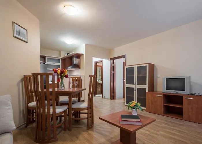 Golden Sands Rentals Apartments * Golden Sands