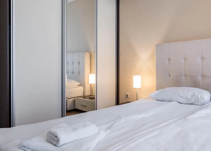 Golden Sands Rentals Apartments