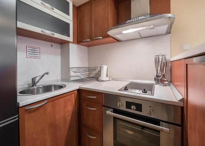 Golden Sands Rentals Apartments 아파트 *