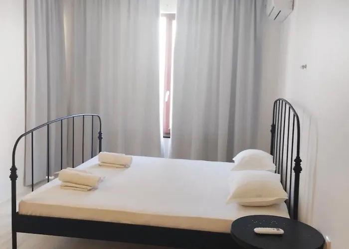 아파트 Golden Sands Rentals Apartments 골든샌드