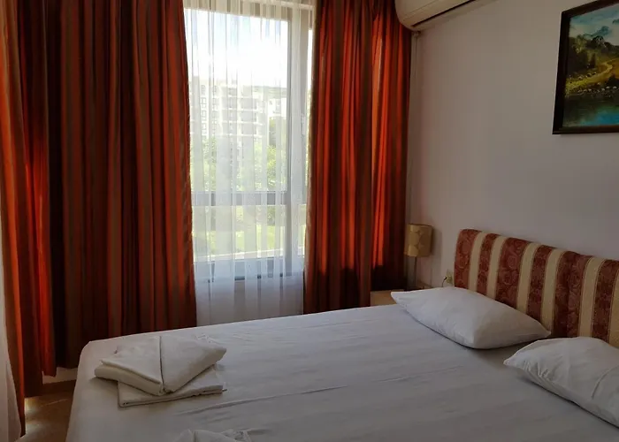 아파트 Golden Sands Rentals Apartments 골든샌드