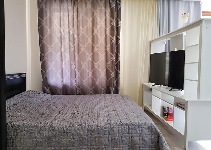 아파트 Golden Sands Rentals Apartments *